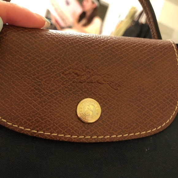 Authentic Navy Longchamp - Picture 2 of 3